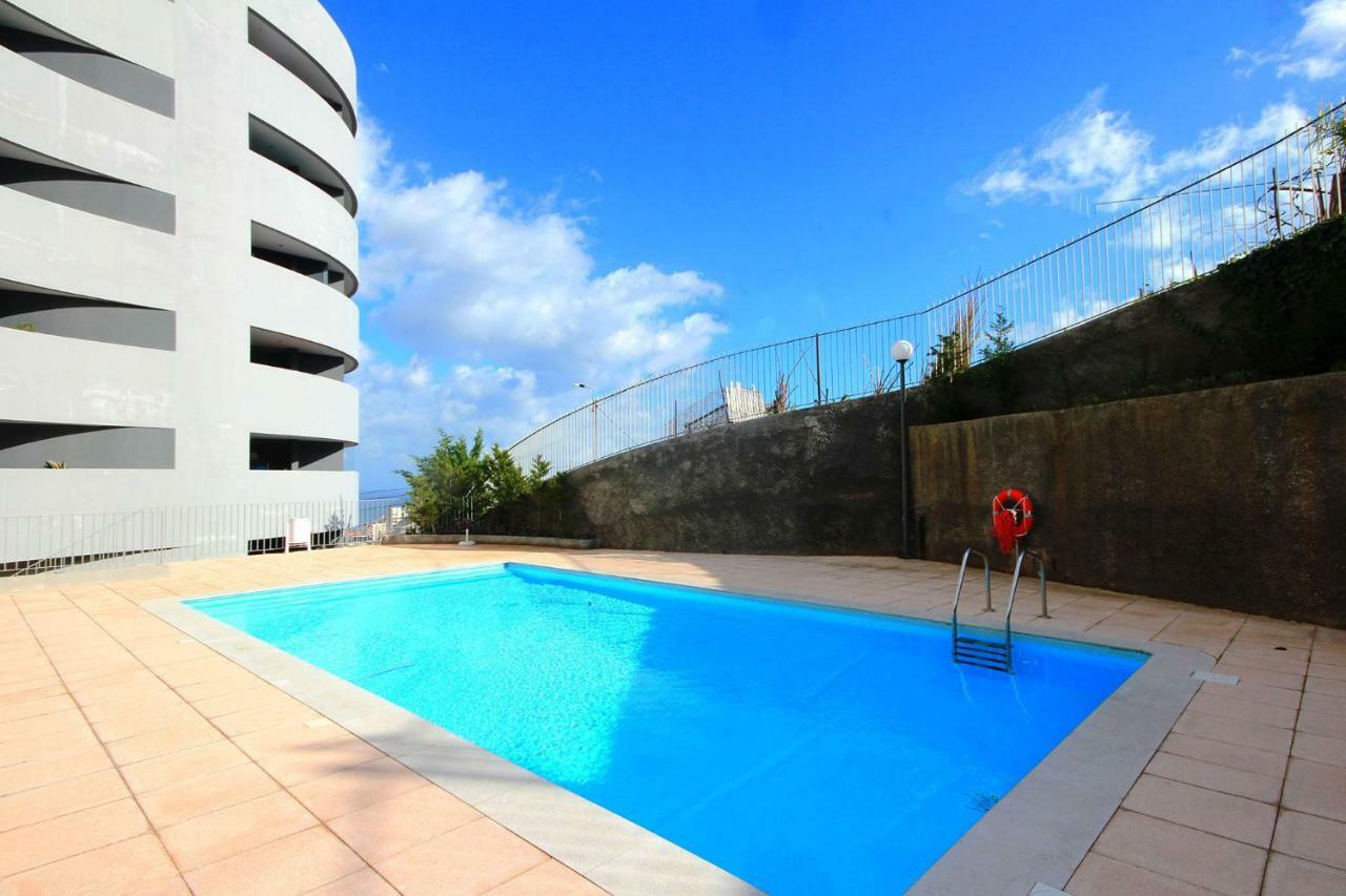 Prestige With Pool * Funchal (Madeira)